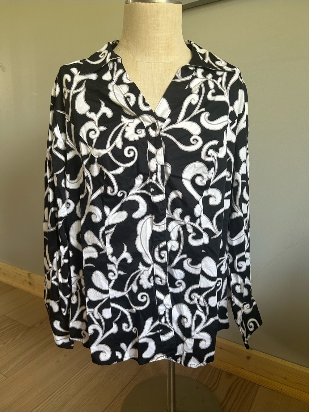 Lane Bryant Black and White Swirl Button-Down Shirt